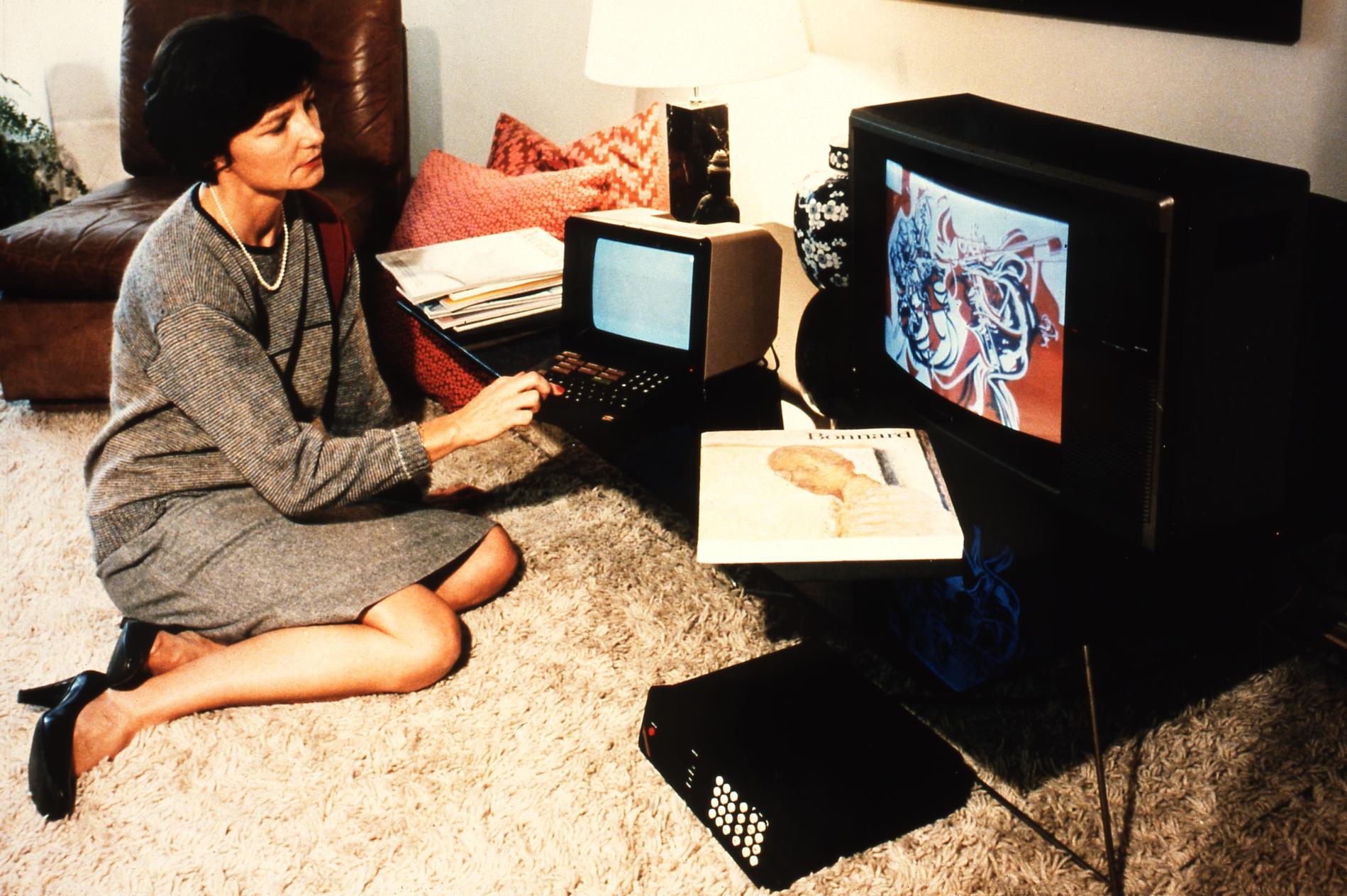 1985Minitel1dansLeSalon