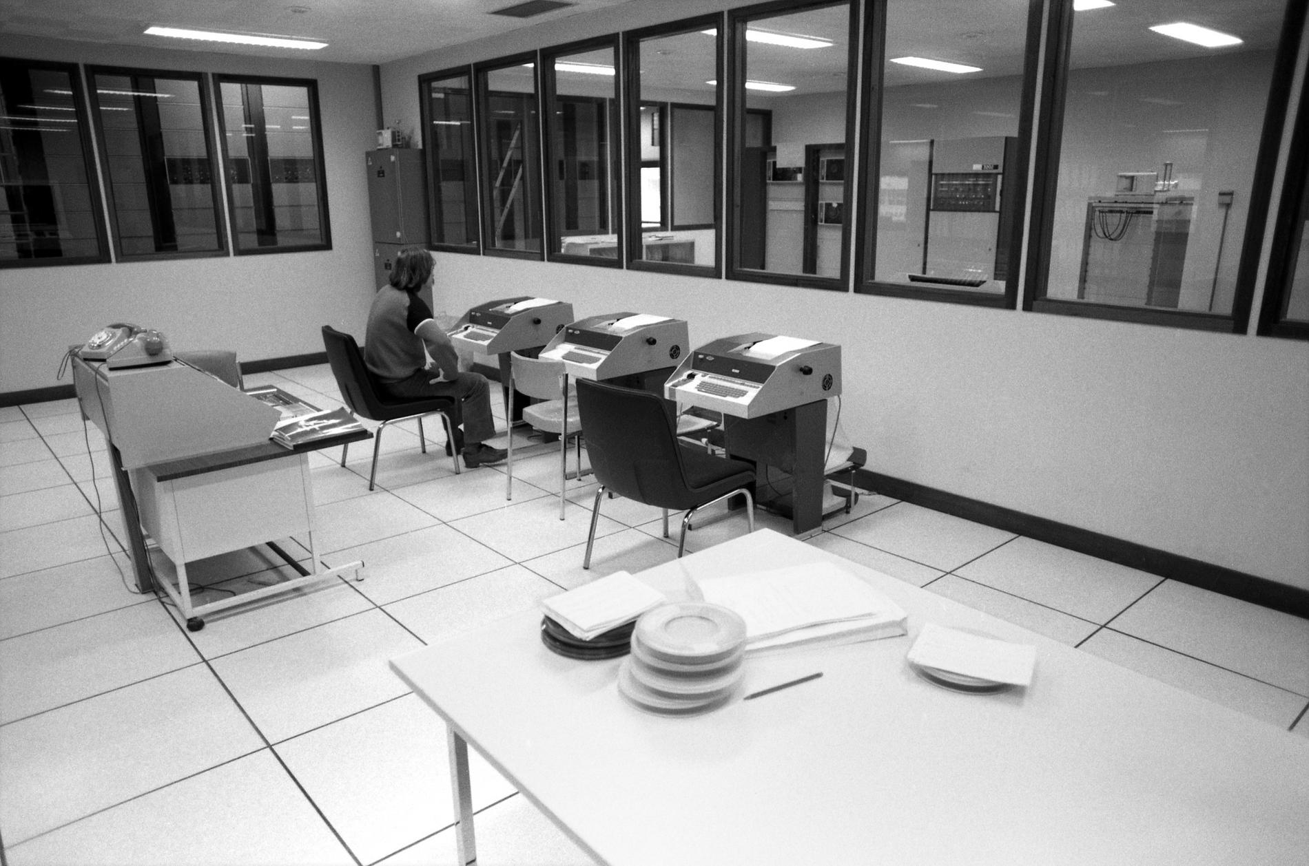 1981.01.21.Metaconta11FNeuillySeineNum81.6E