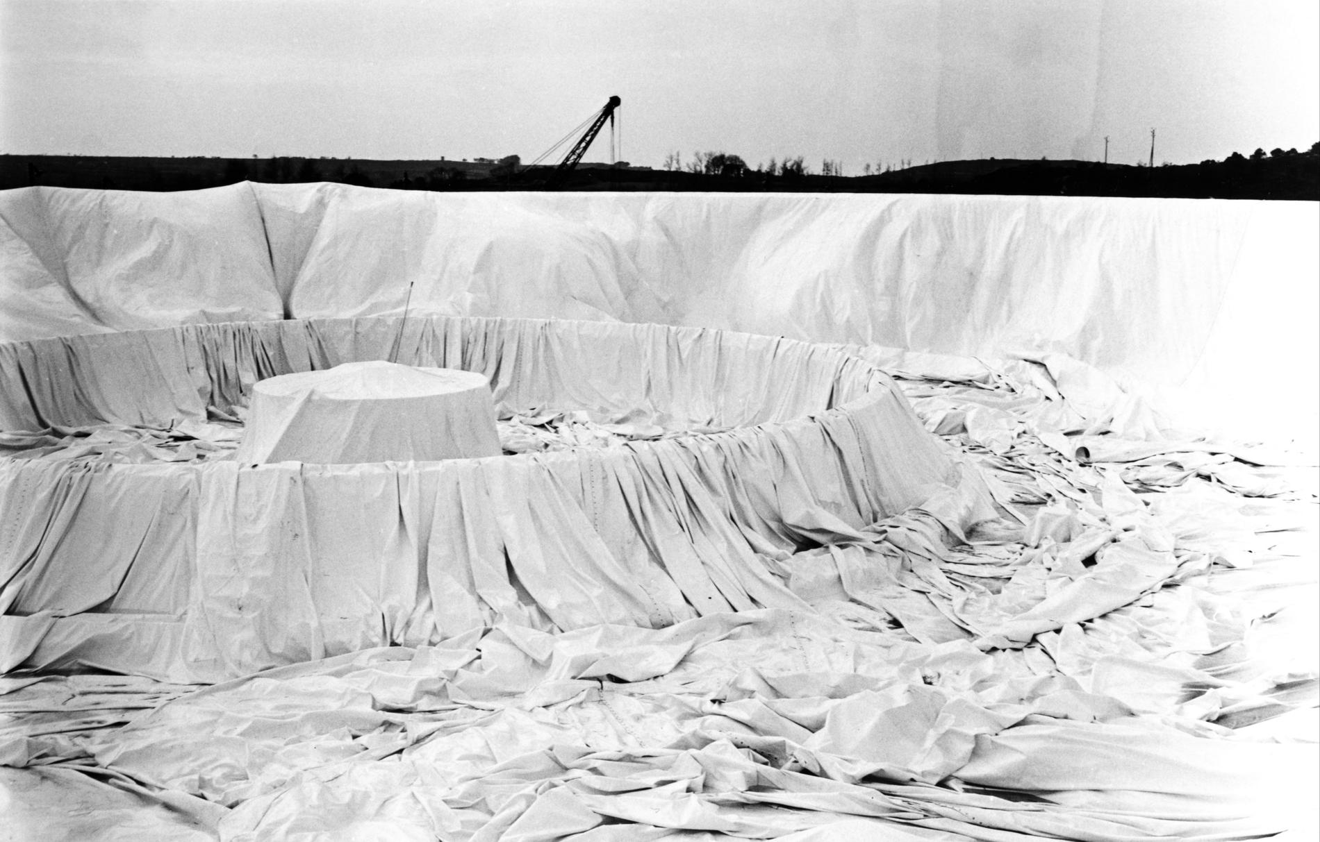 1962.03.09PleumeurBodouPeuAvantGonflageRadome