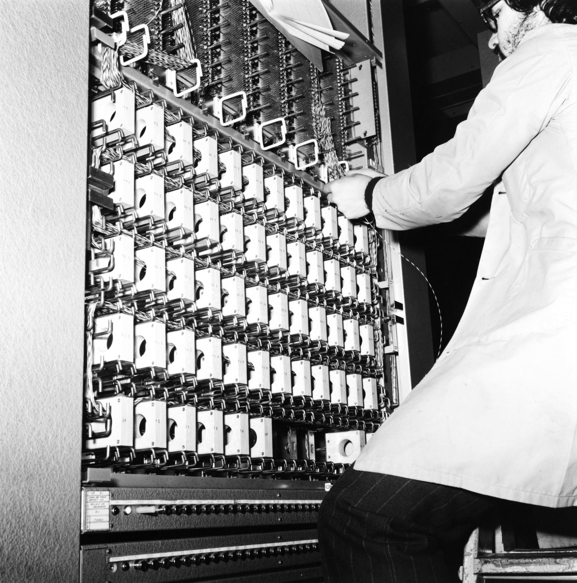 1975PentacontaCablageTITdeBrune1PC