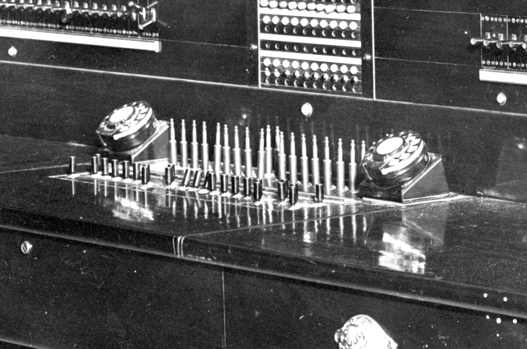 1927MarseilleDragonTableEssaisMesuresDetails