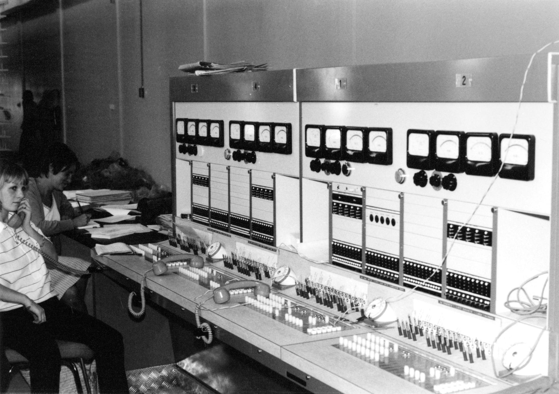 1978TabledEssaisCentreBrunoyCP400