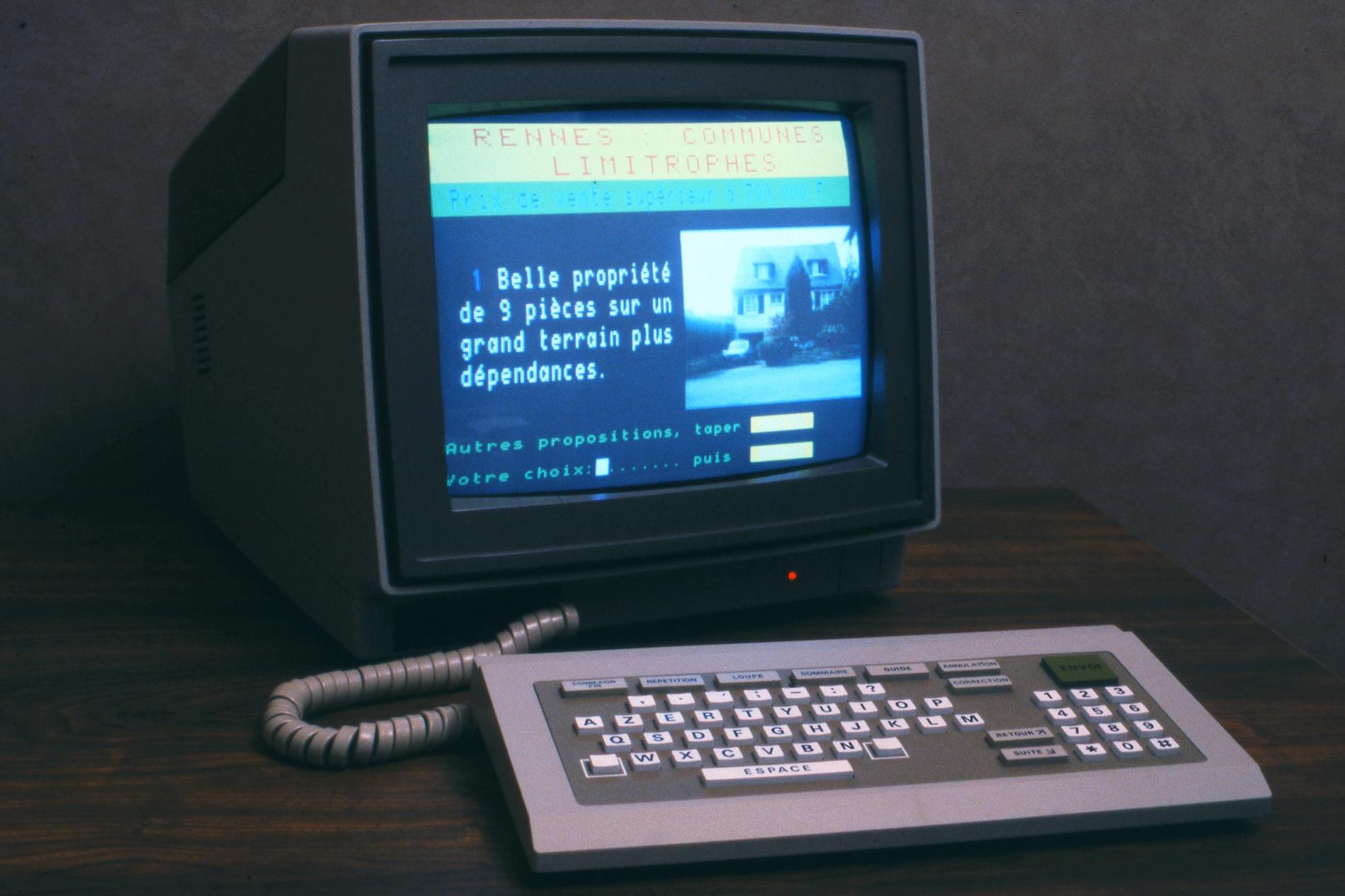 1992MinitelPhotographiqueCouleur