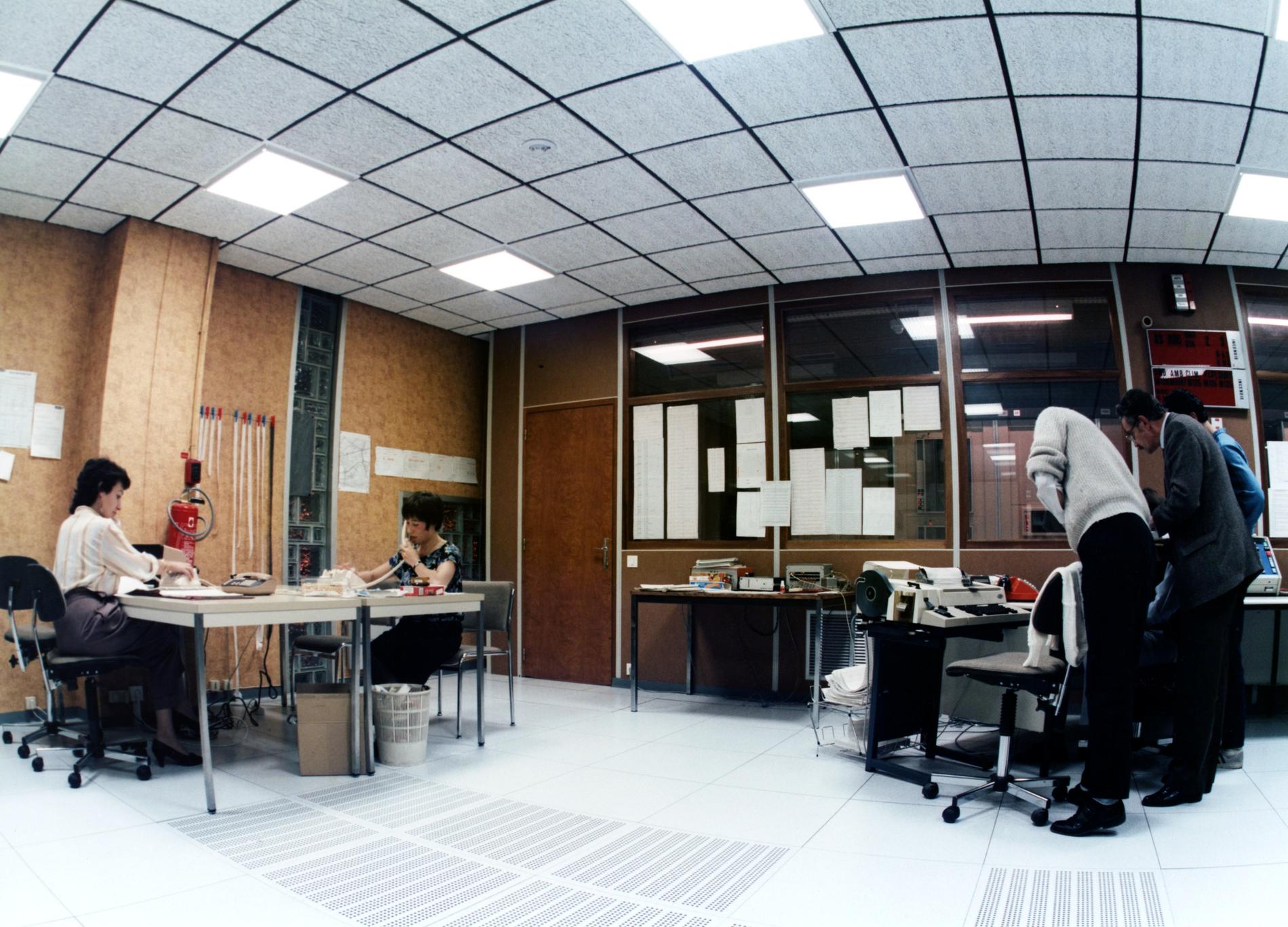 1985.10.25NNT2Villette3ET1MT25num3416