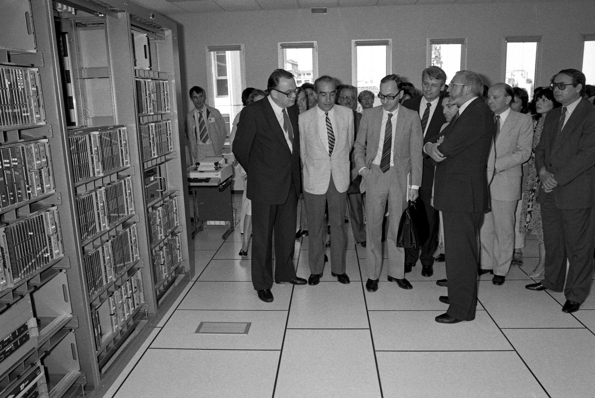 1984.06.25TeletelPacaRef065219Serie6FNeg019