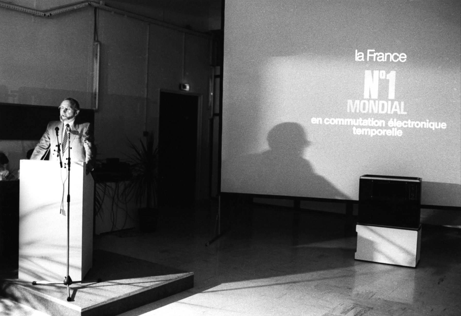 1982.07.01MexandeauInaugAmiensCampusMT20L