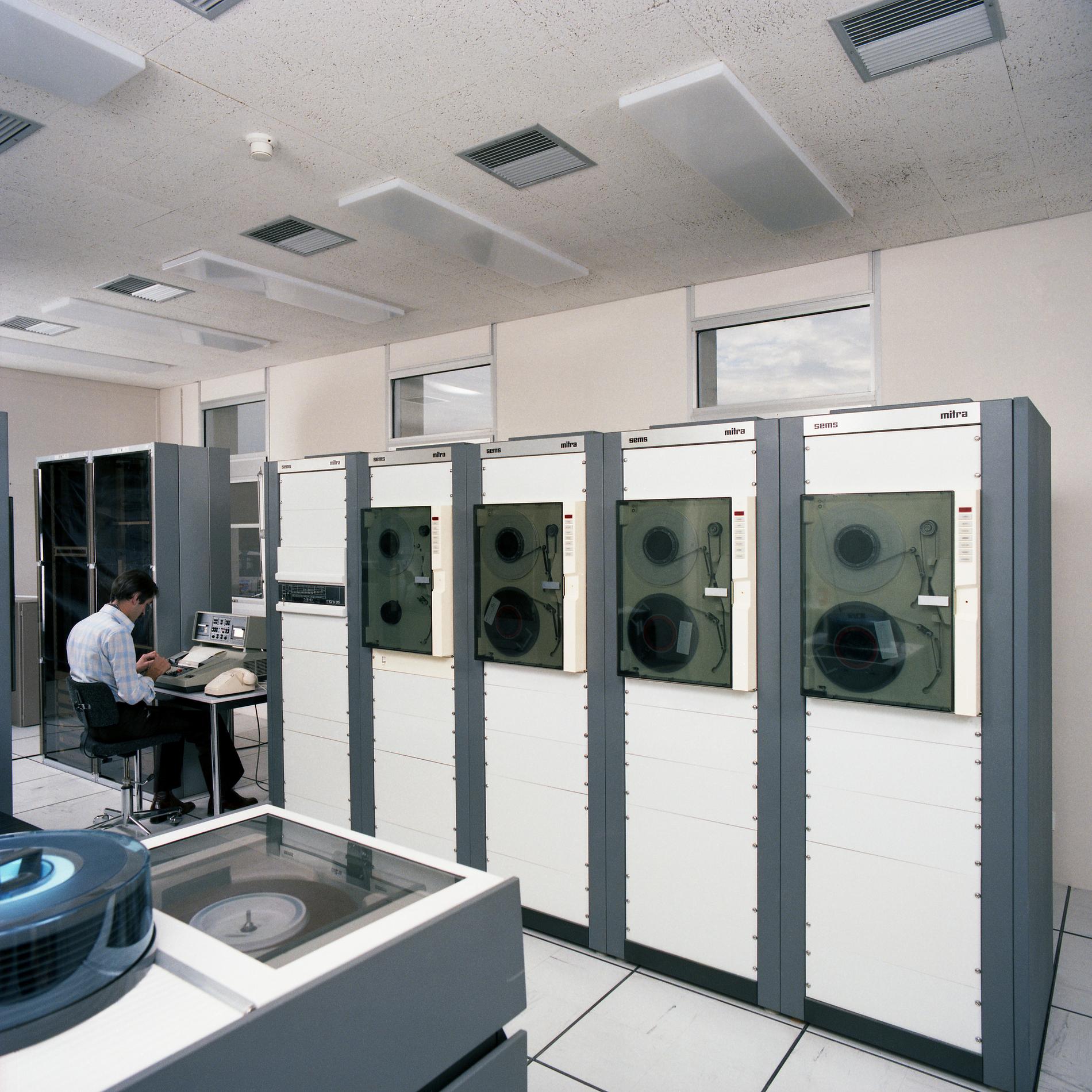 1981.11.04E10N1BrestCentre3CTINum510126