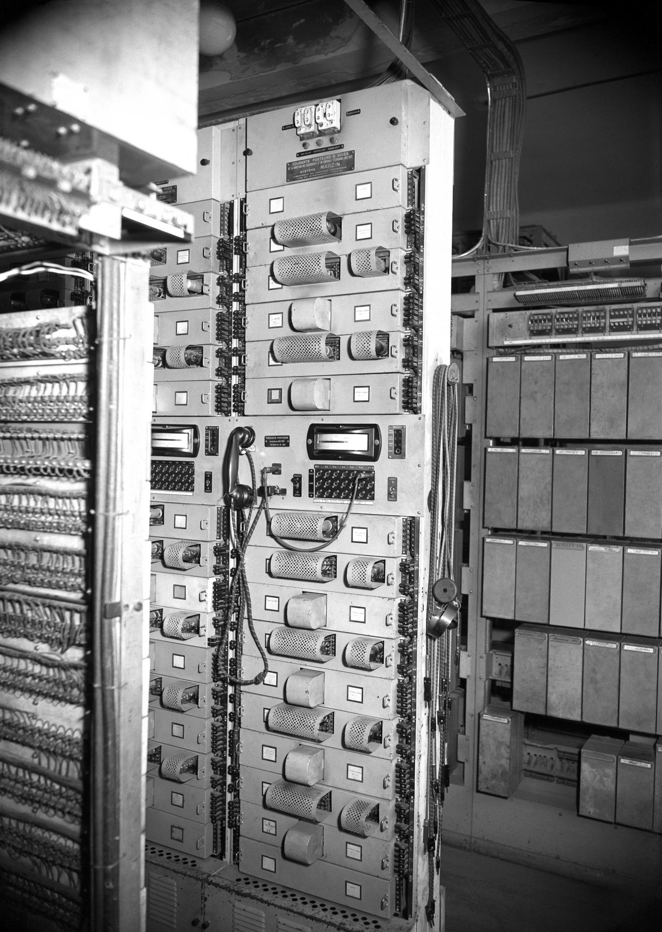 1952.05Ref049619Num102701