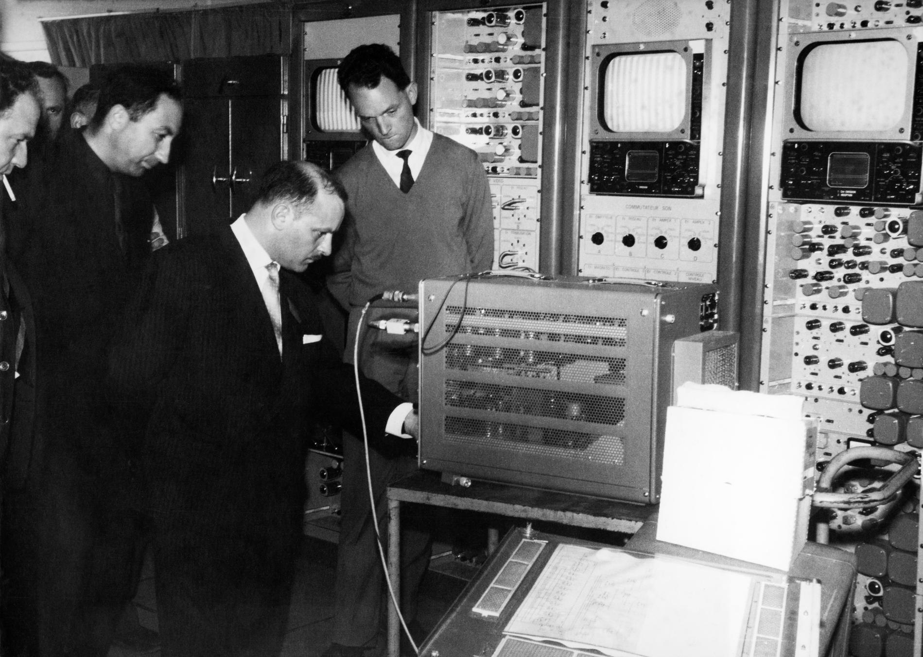 1962.07.10TechniciensEqptsTvPB