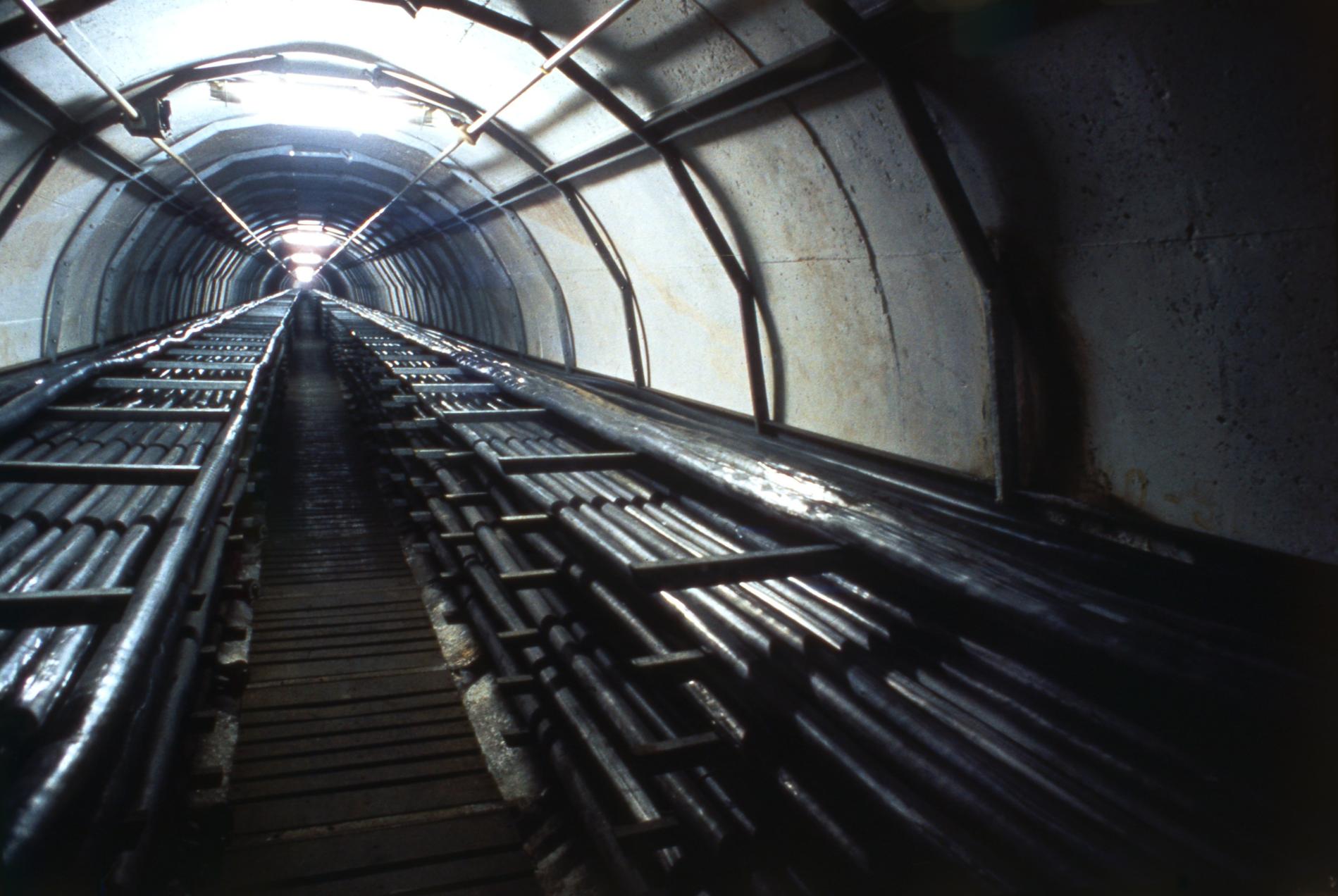 1983GallerieSousFluvialeParis