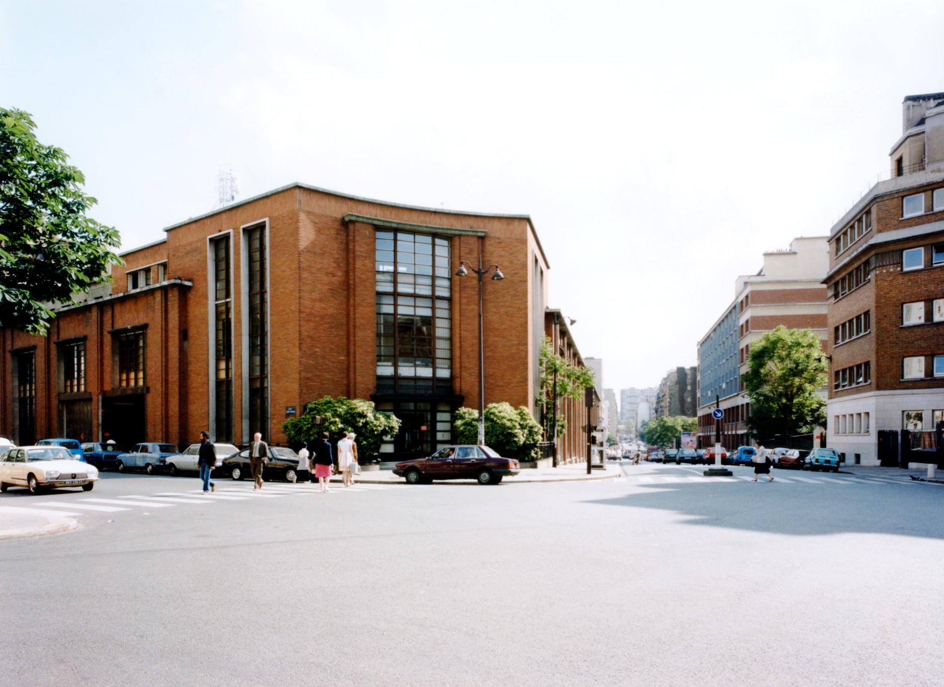 1986AmplificationLGDSaintAmandPTTAlleray