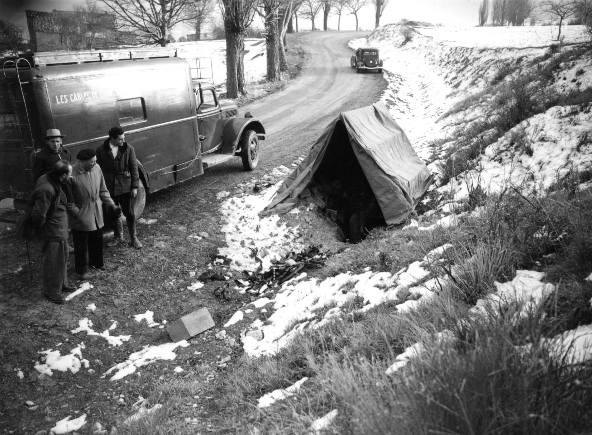 1950ReparationAmpliCableInterurbain105402