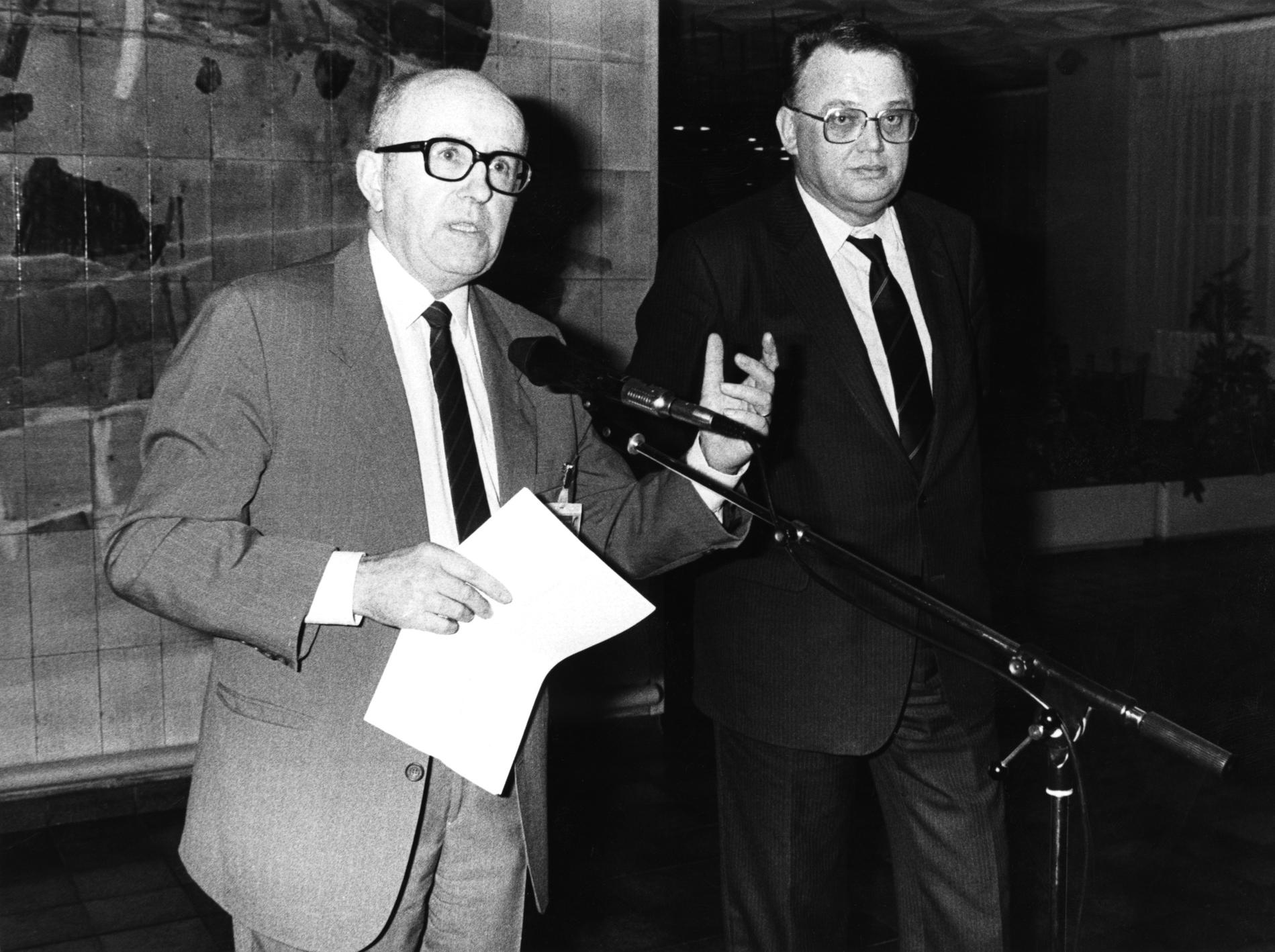 1986.12.12TransitionDondouxRoulet