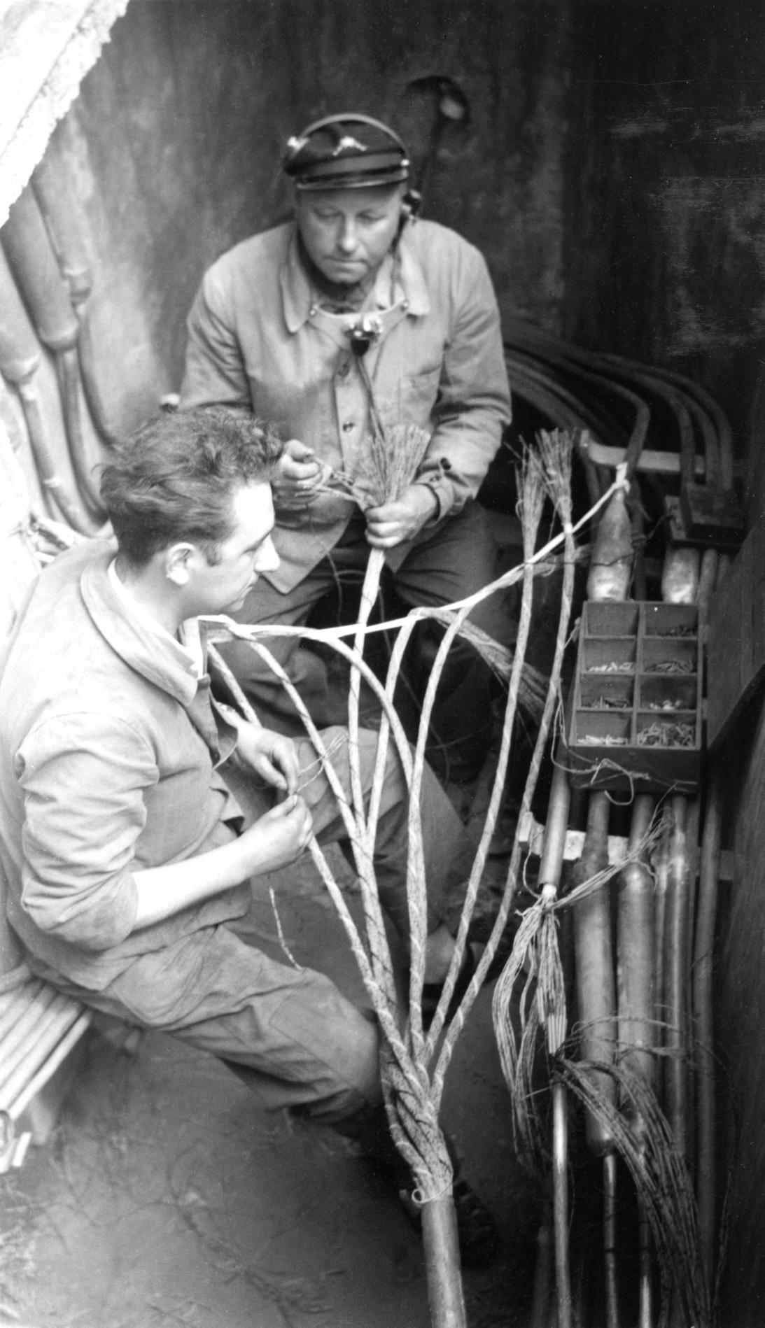 1953EpissureChambreCableUrbain110098