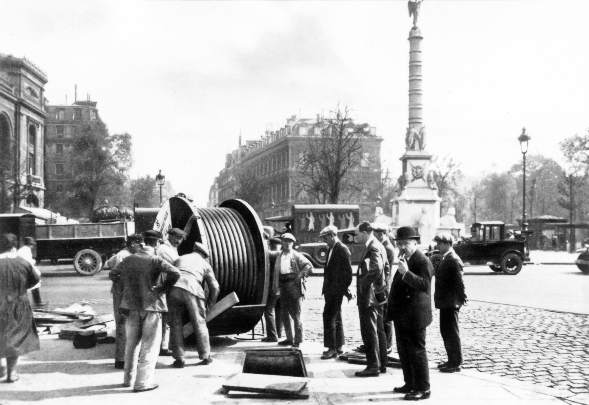 1929PassageCablePlaceBastilleParis