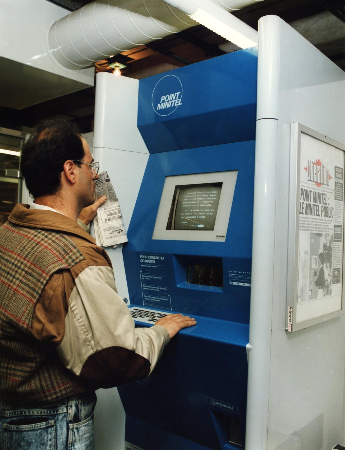 1988.05.16PointMinitelBeaubourgNum872-88