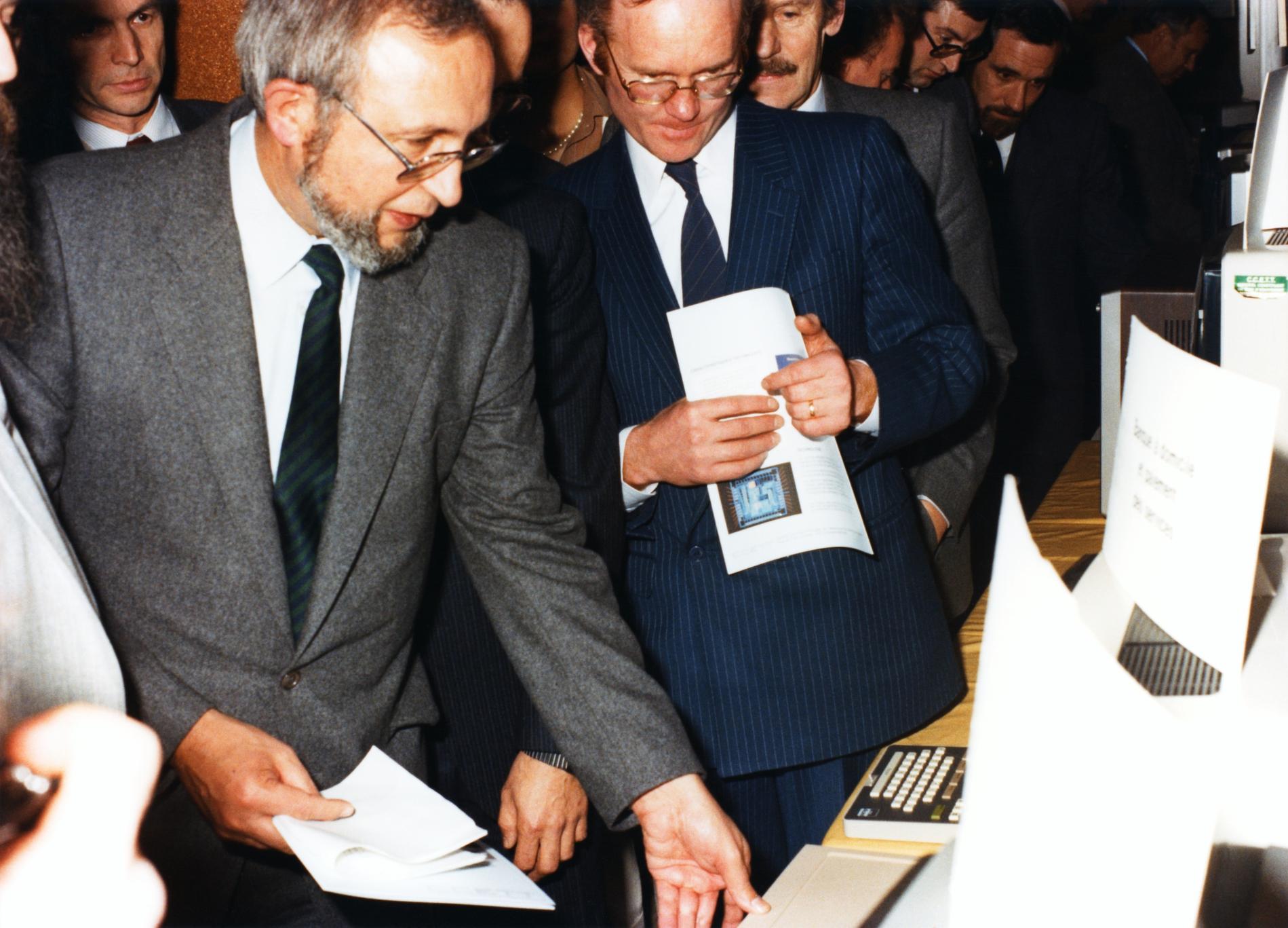 1983.02.04InaugRennesAnnElecVisiteCCETT