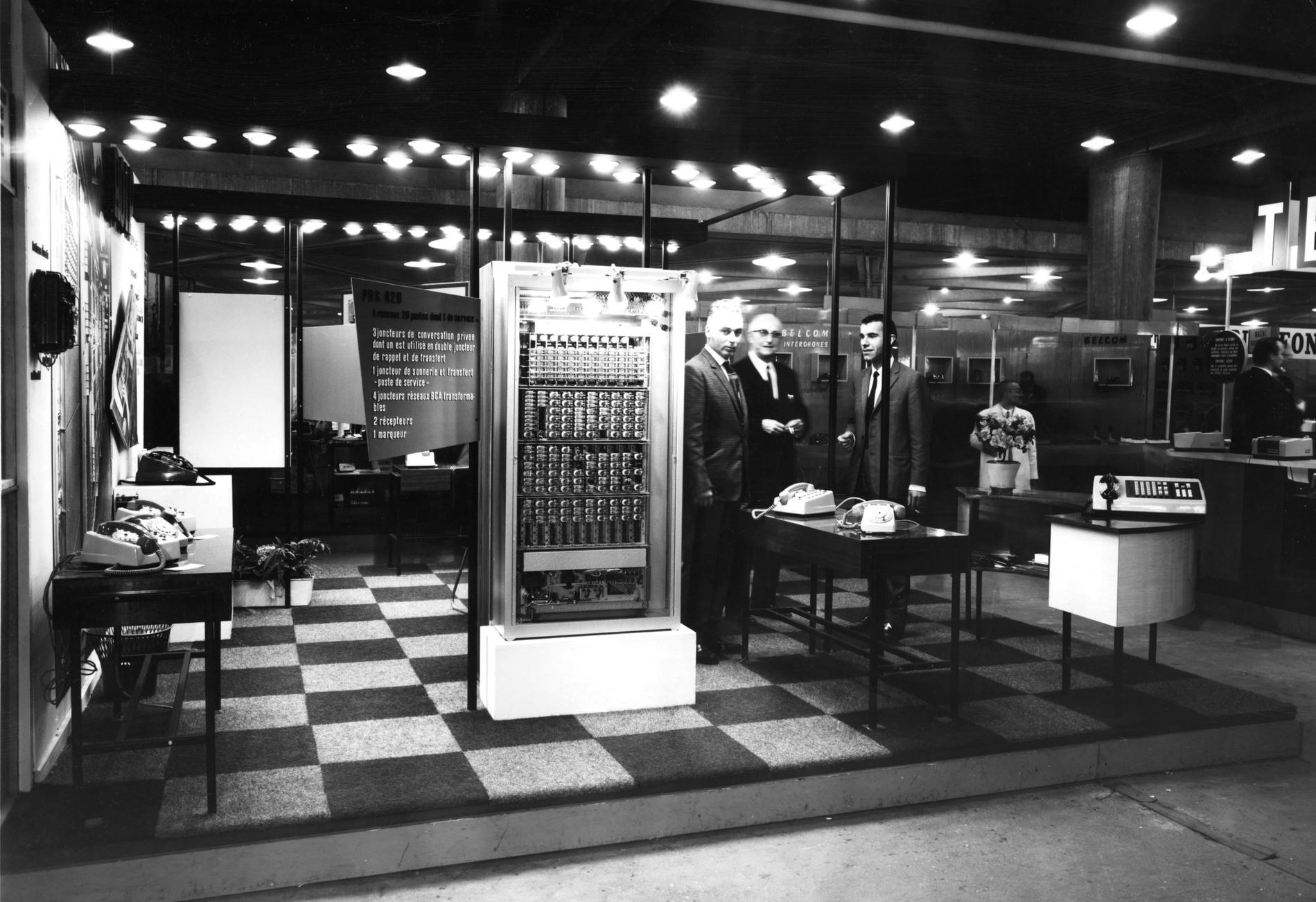 196XPabxMaterielCP400AOIP002