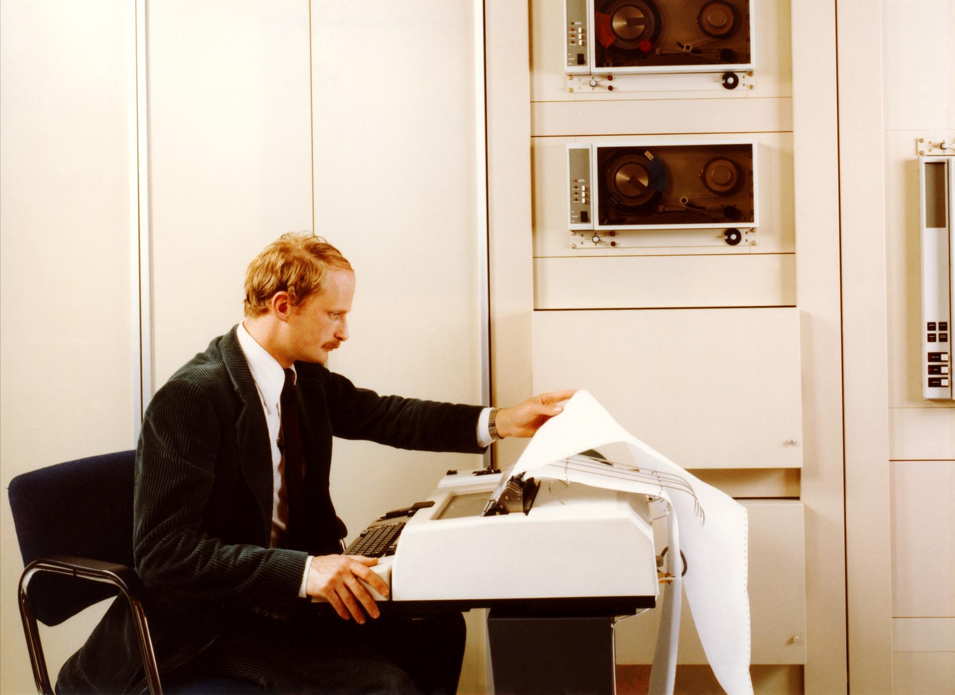 1984CalculateurMU320MT20