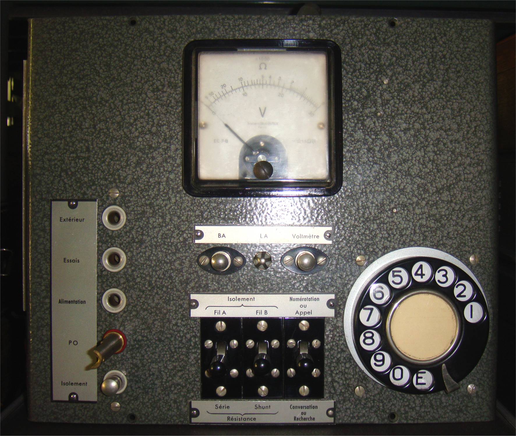 ElementTableEssaiCommutateurR6