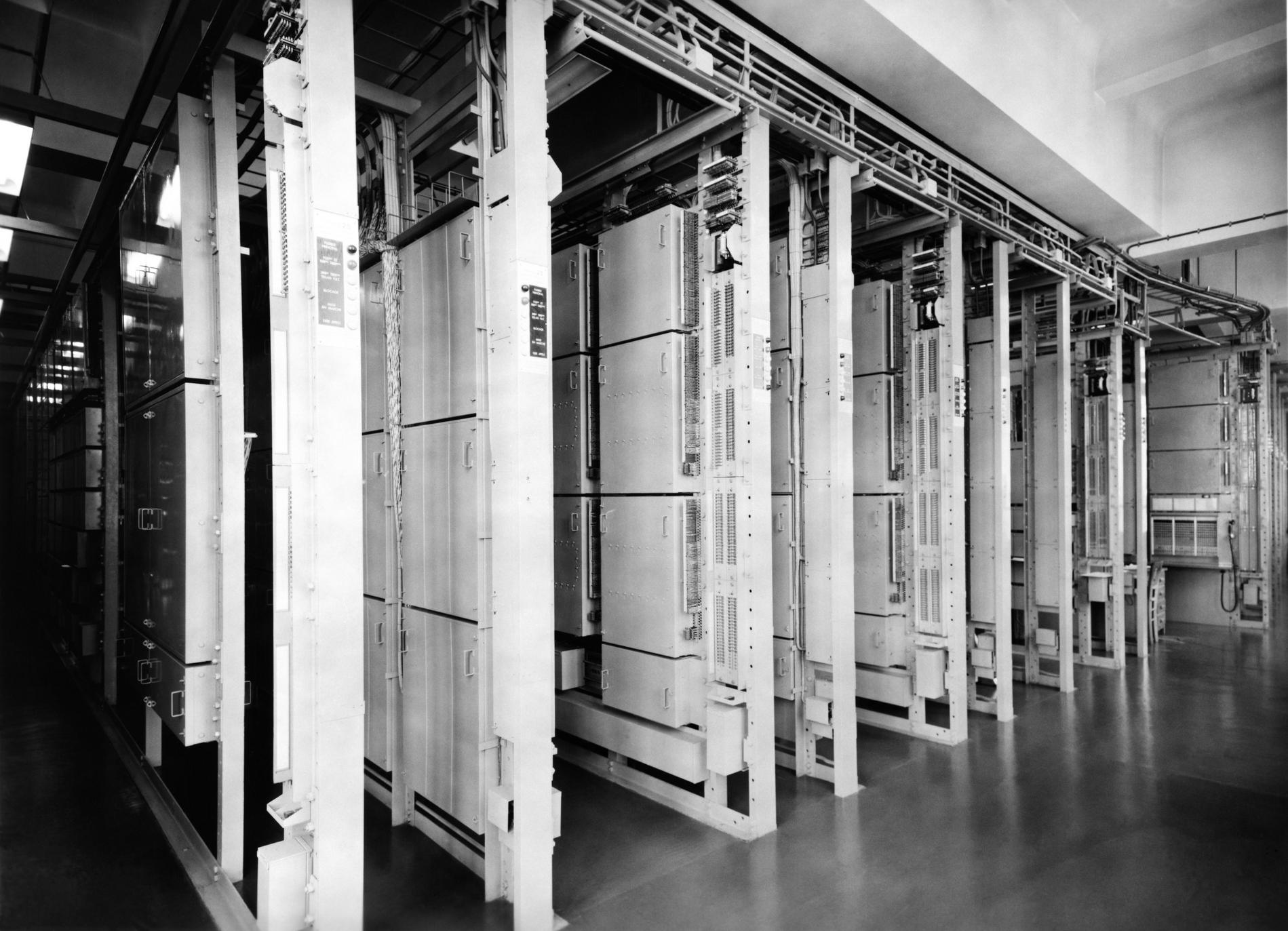 1949.08RouenR6N1Perspective