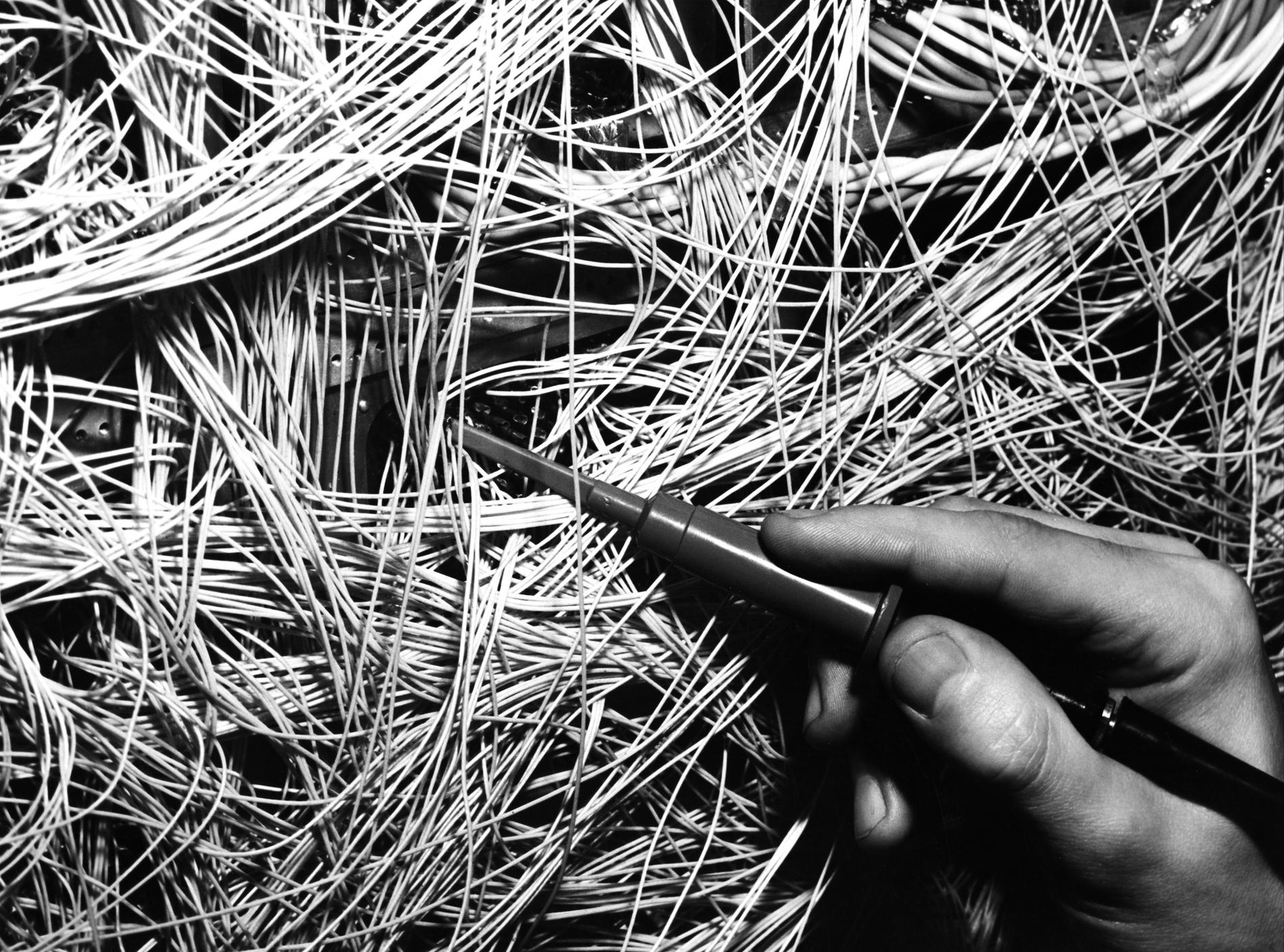 1967.11CablageArriereBati