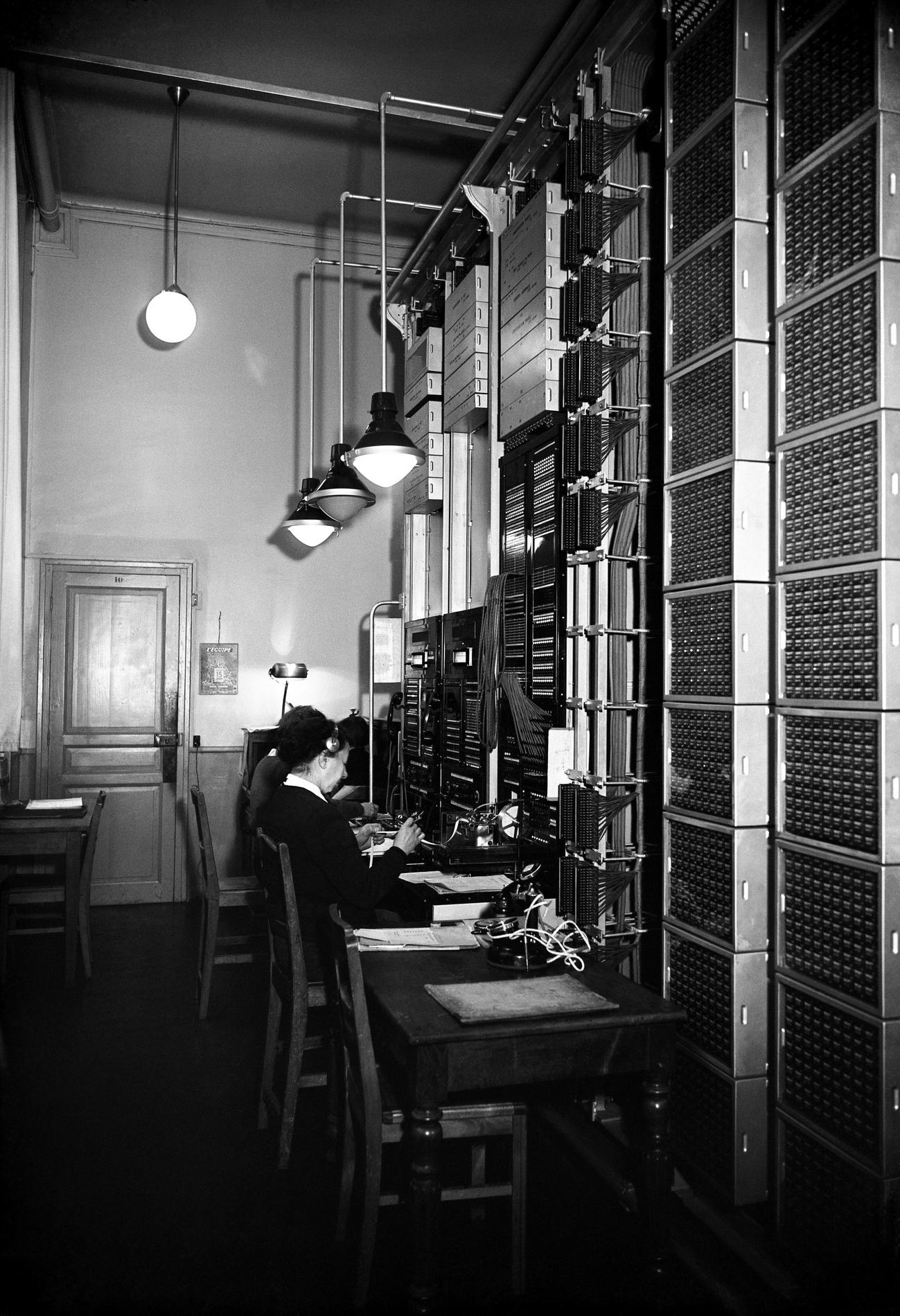 1953.01R7A1VesinetNum105661