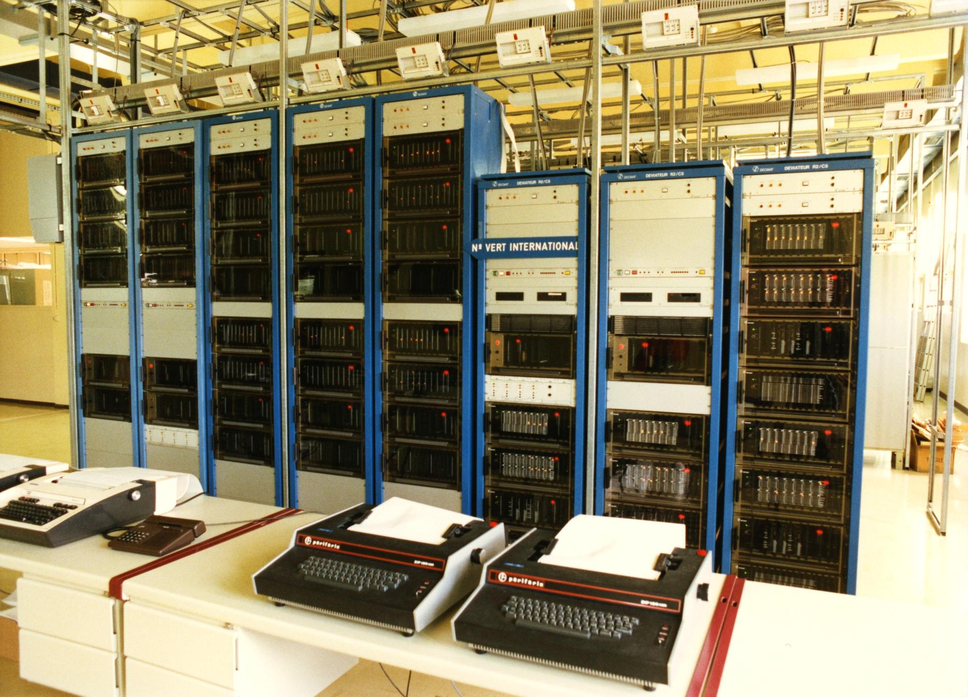 1994.09InstalNumVertInternationalReims