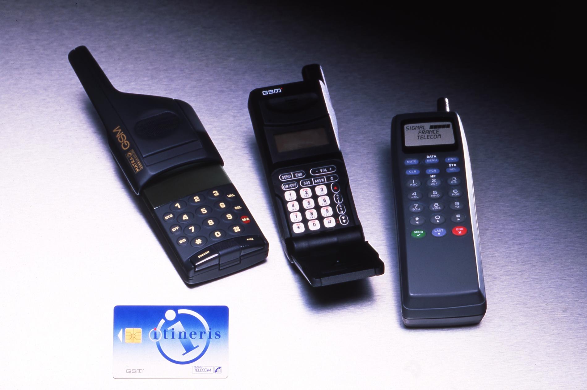 1992PremiereGammeRadiotelePortGSMbis